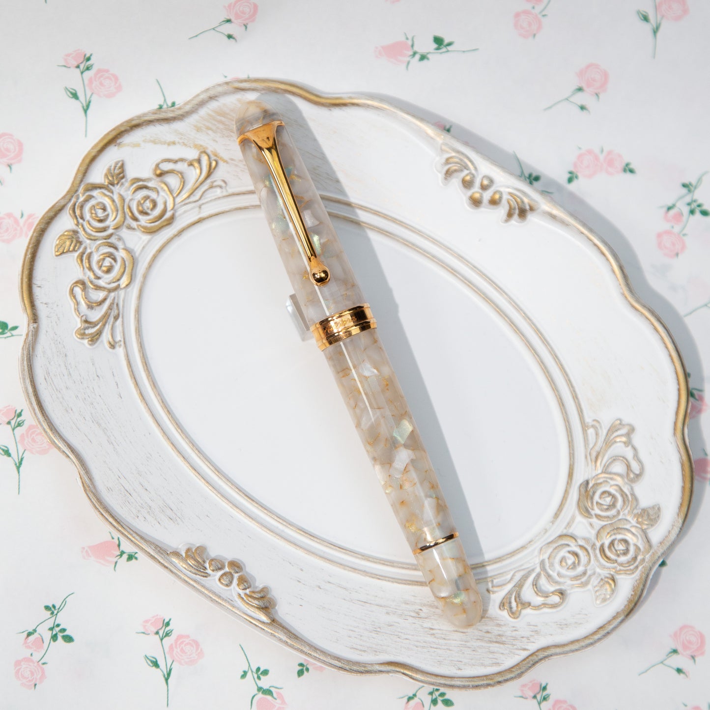 AURORA アウロラ 限定品 万年筆 イタリア神秘の旅 「ヴォルテッラ」888-VVO