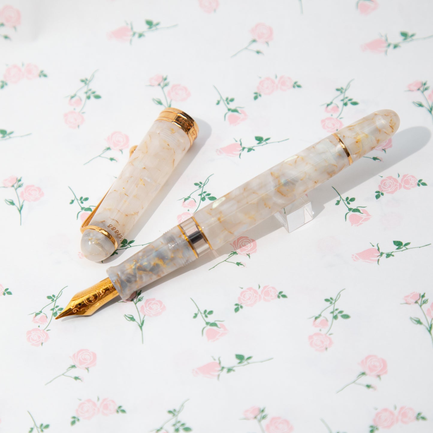 AURORA アウロラ 限定品 万年筆 イタリア神秘の旅 「ヴォルテッラ」888-VVO