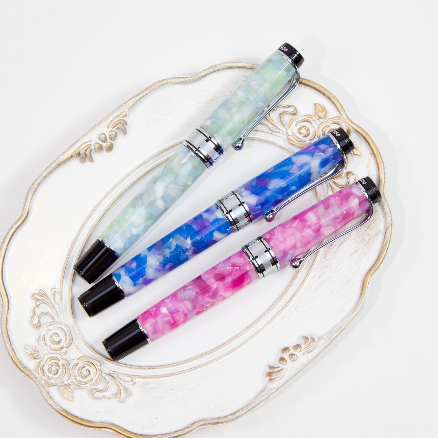 AURORA アウロラ 万年筆 カレイドスコーピオ・ルーチェ