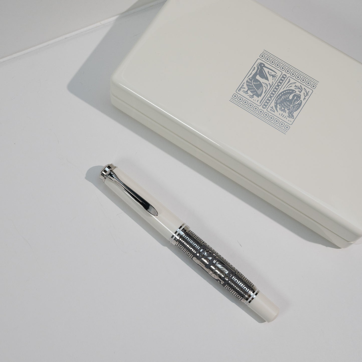 PELIKAN ペリカン 万年筆 トレド M910 ホワイト