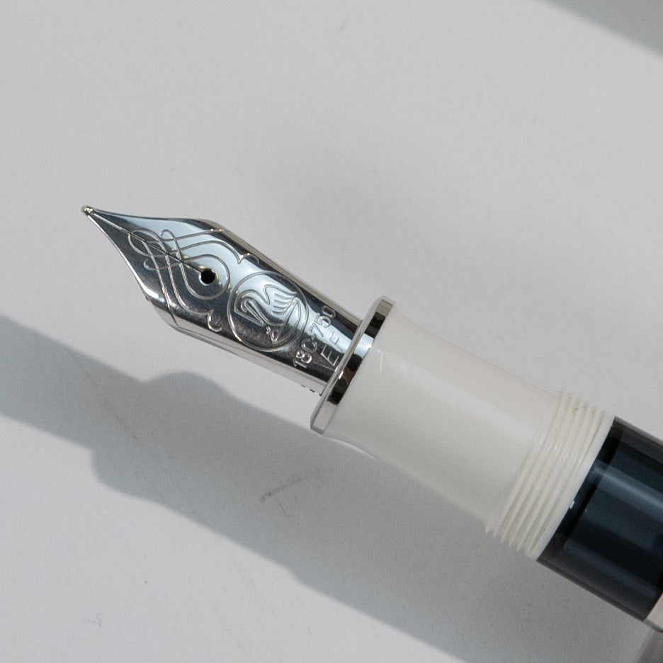 PELIKAN ペリカン 万年筆 トレド M910 ホワイト
