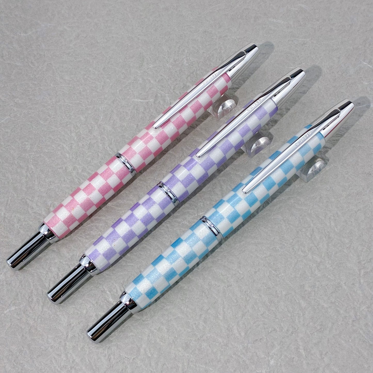 ひろじぃ くりすたるあーと万年筆 格子