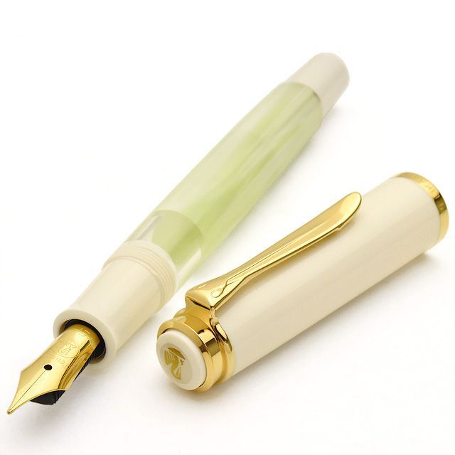 PELIKAN　ペリカン　万年筆　パステルグリーン　Pastel Green