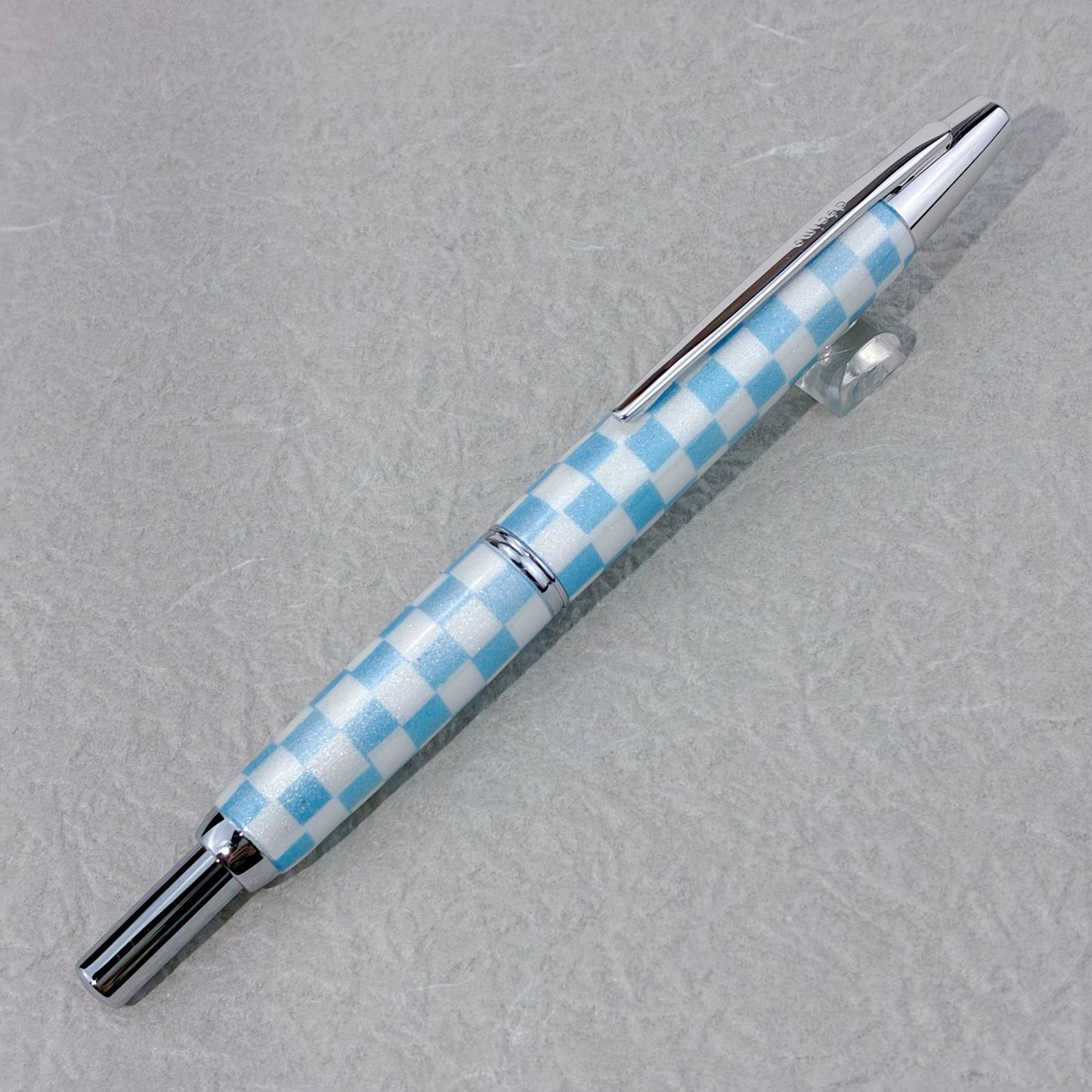 ひろじぃ くりすたるあーと万年筆 格子