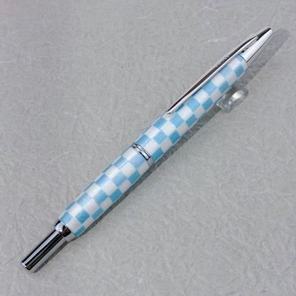 ひろじぃ くりすたるあーと万年筆 格子