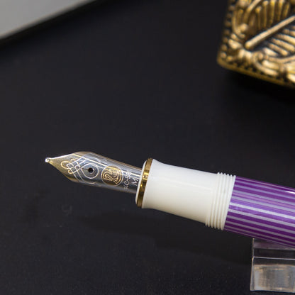 Pelikan　ペリカン　万年筆　特別生産品　スーベレーン600　イオレット/ホワイト　M600