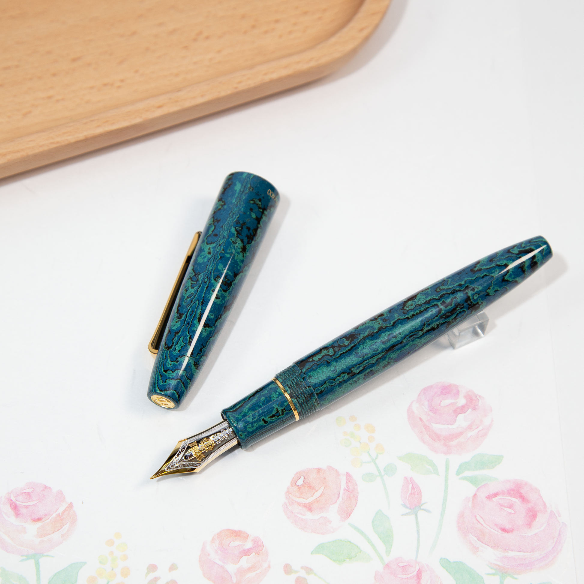 SAILOR セーラー 万年筆 長刀研ぎエボナイト 緑響 – Poesie文具 SAILOR セーラー 万年筆 長刀研ぎエボナイト 緑響 – Poesie文具